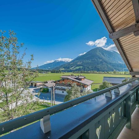 Landhaus Hotter 26 Neukirchen am Grossvenediger Luaran gambar