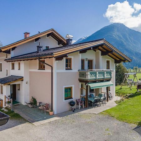 Landhaus Hotter 26 Neukirchen am Grossvenediger Luaran gambar